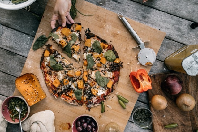 Pizza Recolta de Toamnă, cu dovleac copt și gorgonzola
